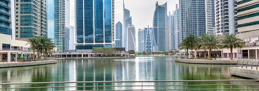 JUMEIRAH LAKE TOWERS: DUBAI'S COOLEST NEIGHBORHOOD AND SMART INVESTMENT CHOICE